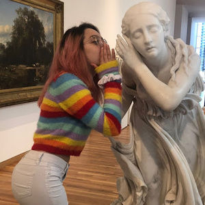 Meet your Posher, Eve